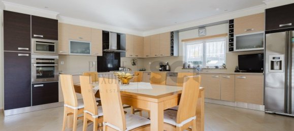 Casa de 5 dormitorios en Corroios, Portugal No. 75331 8