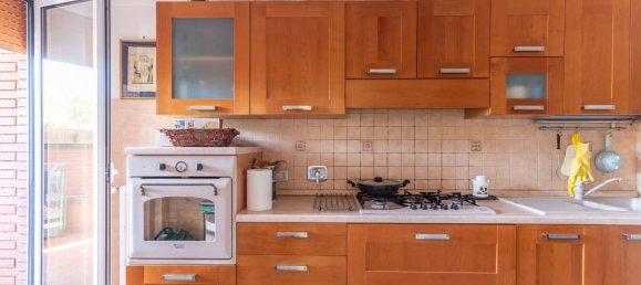 2 bedrooms Apartment in Rome, Italy No. 329369 11