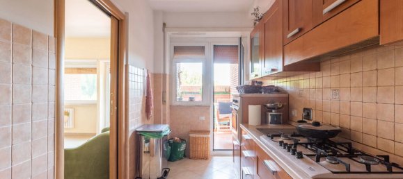 2 bedrooms Apartment in Rome, Italy No. 329369 10