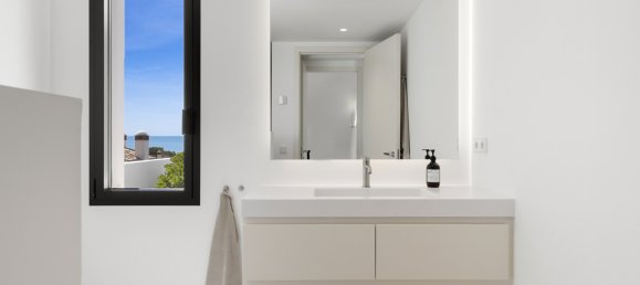 5 bedrooms Villa in Marbella, Spain No. 49826 47