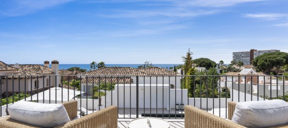 5 bedrooms Villa in Marbella, Spain No. 49826 42