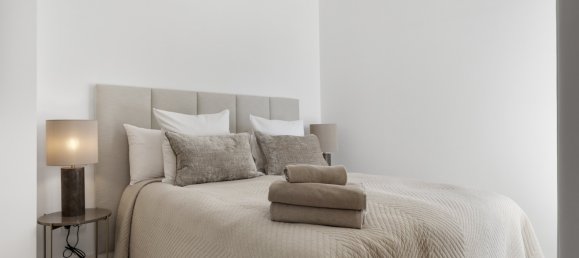 5 bedrooms Villa in Marbella, Spain No. 49826 28