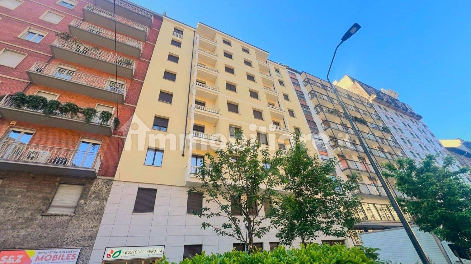 3 Schlafzimmer Wohnung in Milan, Italy, Nr. 327539