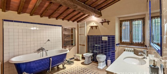 Casa T5 em Loro Ciuffenna, Italy N.º 54298 20