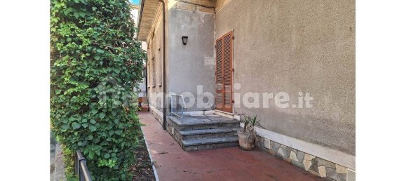 4 bedrooms Villa in Montecatini Terme, Italy No. 352839 6