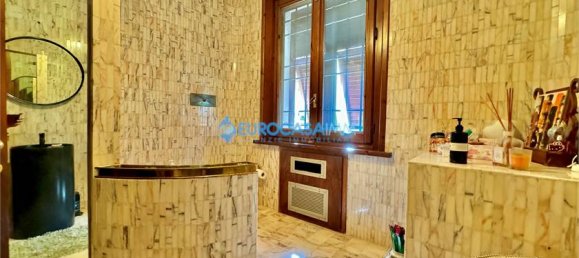 6 غرف نوم فيلا في Rolo, Italy رقم 61254 48