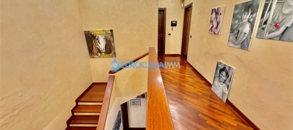 6 غرف نوم فيلا في Rolo, Italy رقم 61254 18