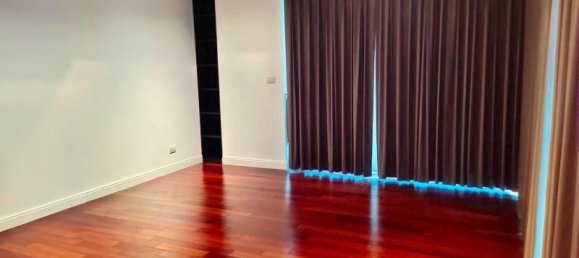 3 bedrooms Condo in Bangkok, Thailand No. 7268 9