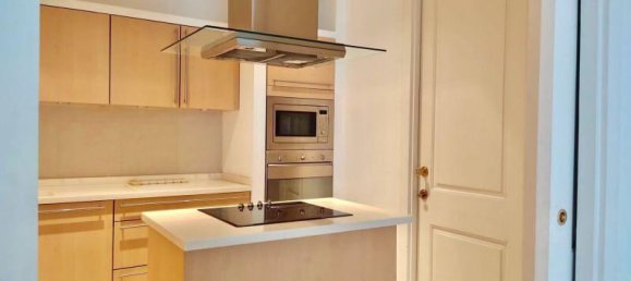 3 bedrooms Condo in Bangkok, Thailand No. 7268 3