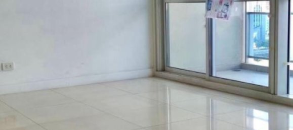 3 bedrooms Condo in Bangkok, Thailand No. 7268 7