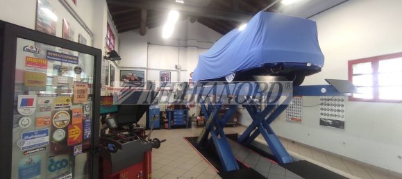 330m² Warehouse in Seriate, Italy No. 364731 5