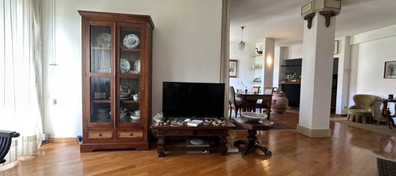 7 Schlafzimmer Wohnung in Livorno, Italy, Nr. 319961 7