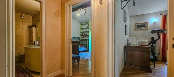 4غرفة شقة في Brescia, Italy رقم 74717 19