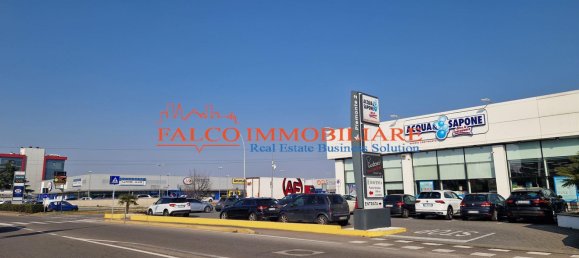 1990m² Building in Buccinasco, Italy No. 4176 21