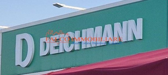 1990m² Building in Buccinasco, Italy No. 4176 4