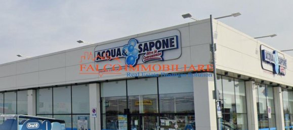 1990m² Building in Buccinasco, Italy No. 4176 2