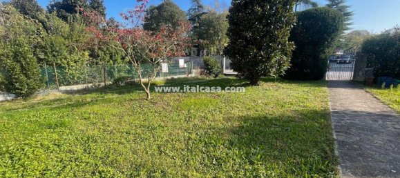 Квартира с 8 комнатами в Мантуя, Италия № 246600 3