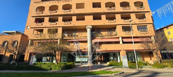 Gewerbliche Immobilie in Bastia Umbra, Italy 278m², Nr. 102118 15