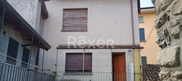2 rooms Apartment in Canzo, Italy No. 266282 5