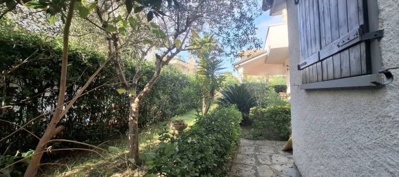 Villa de 8 habitaciónes en Viareggio, Italy No. 153032 14