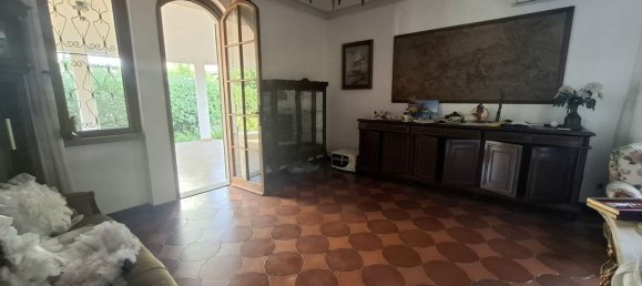 Villa de 8 habitaciónes en Viareggio, Italy No. 153032 22