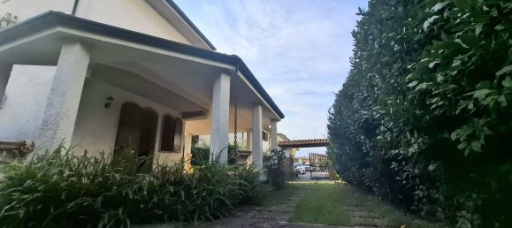 Villa de 8 habitaciónes en Viareggio, Italy No. 153032 6