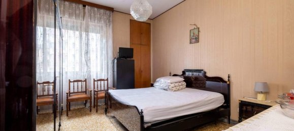 5غرفة شقة في Bologna, Italy رقم 33657 45