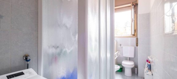 5غرفة شقة في Bologna, Italy رقم 33657 57