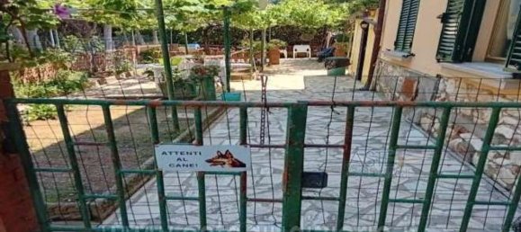 Apartamento de 4 habitaciónes en San Vincenzo, Italy No. 41722 4