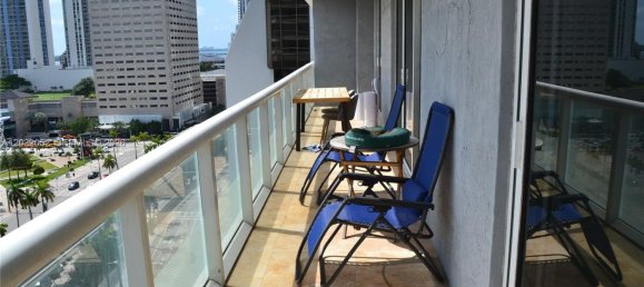 3 dormitorios propiedad comercial en alquiler en Miami, Miami-Dade, Florida, USA № 615233 14