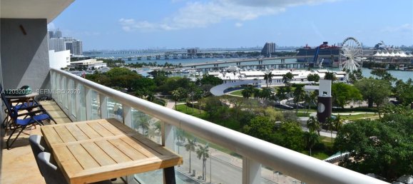 3 dormitorios propiedad comercial en alquiler en Miami, Miami-Dade, Florida, USA № 615233 12