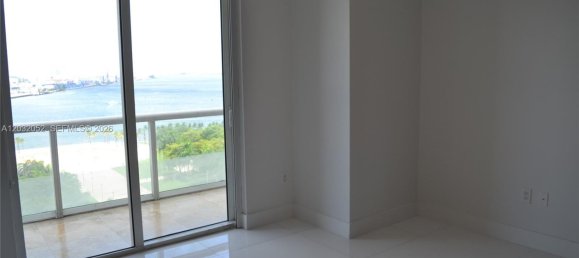 3 dormitorios propiedad comercial en alquiler en Miami, Miami-Dade, Florida, USA № 615233 22