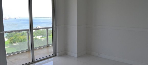 3 dormitorios propiedad comercial en alquiler en Miami, Miami-Dade, Florida, USA № 615233 26
