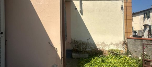 Casa de 3 dormitorios en Pisa, Italy No. 380658 38