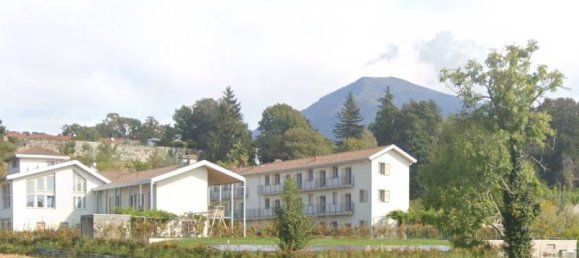 1 bedroom Apartment in Erba, Italy No. 98678 4