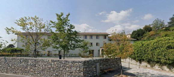 1 bedroom Apartment in Erba, Italy No. 98678 2