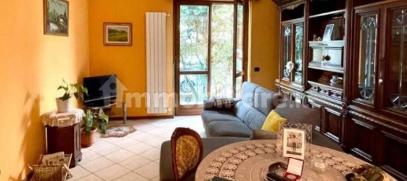 3 bedrooms Apartment in Gorle, Italy No. 322991 2
