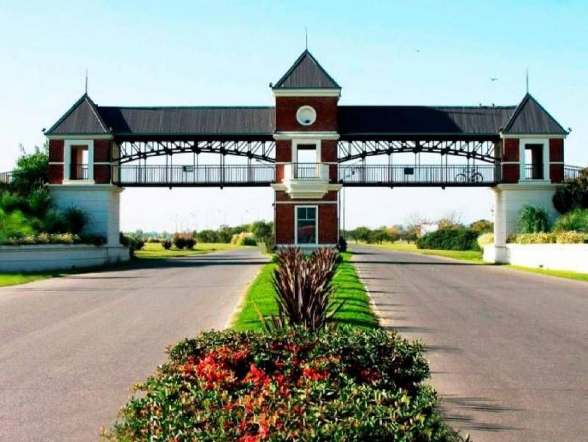 Terrain à Pilar, Argentina No. 110363