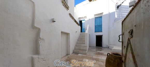 2 Schlafzimmer Haus in Matino, Italy, Nr. 86879 3