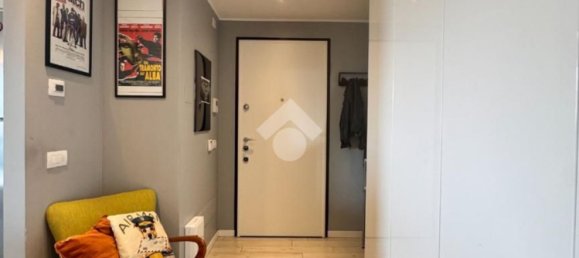 3 bedrooms Apartment in Milan, Italy No. 357910 9