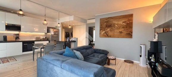 3 bedrooms Apartment in Milan, Italy No. 357910 13