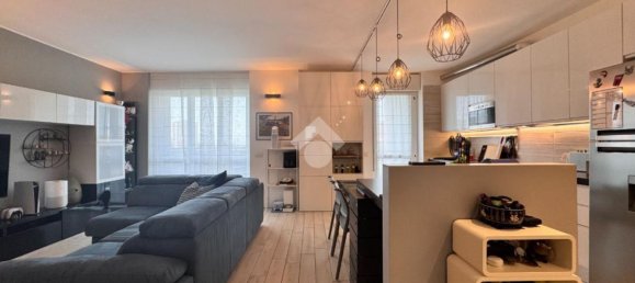 3 bedrooms Apartment in Milan, Italy No. 357910 15