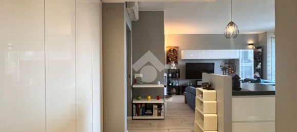 3 bedrooms Apartment in Milan, Italy No. 357910 10