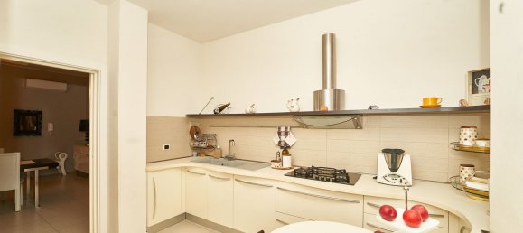 Вилла с 5 комнатами в Априлия, Италия № 72377 3