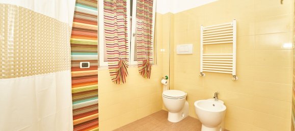 Вилла с 5 комнатами в Априлия, Италия № 72377 15