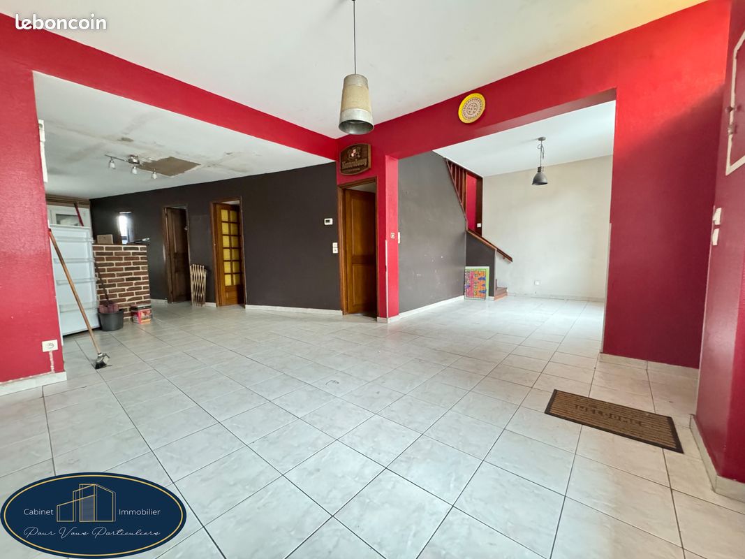 Casa de 3 dormitorios en Fresnes-sur-Escaut, France No. 157734