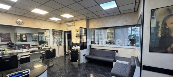 1 room Commercial property in Turin, Italy No. 299921 4
