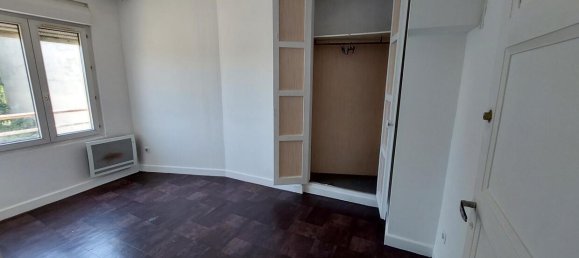2 Schlafzimmer Wohnung in Reims, France, Nr. 269054 5