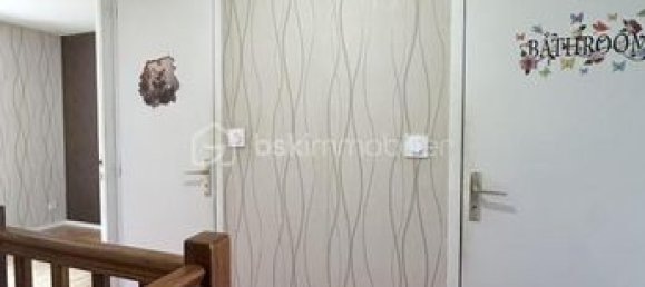 2 bedrooms House in Chatellerault, France No. 313680 4