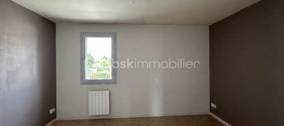 2 bedrooms House in Chatellerault, France No. 313680 5
